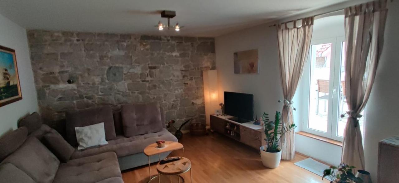 Apartment Elena Rooms Split Bagian luar foto