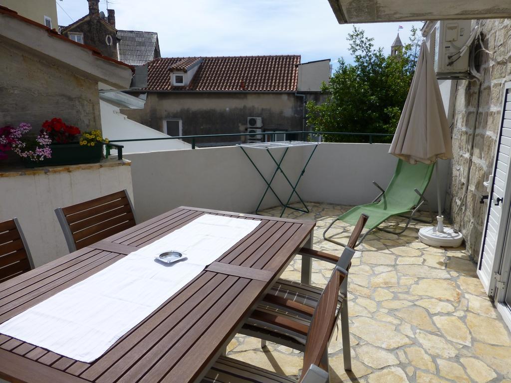 Apartment Elena Rooms Split Bagian luar foto